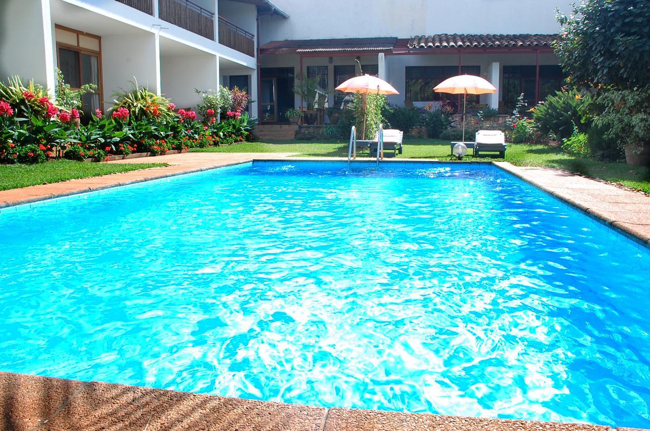 Hotel Le Garni Kigali Esterno foto