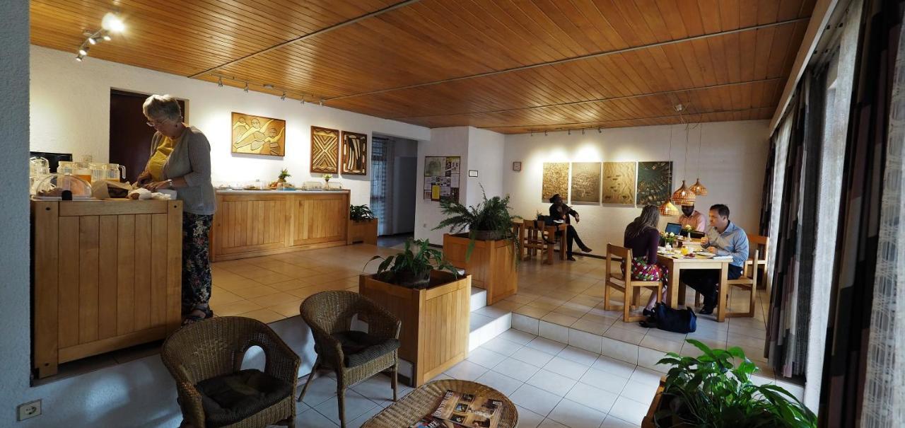 Hotel Le Garni Kigali Esterno foto